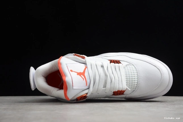 4 OrangeCT8527-118 Team Jordan Air 0805